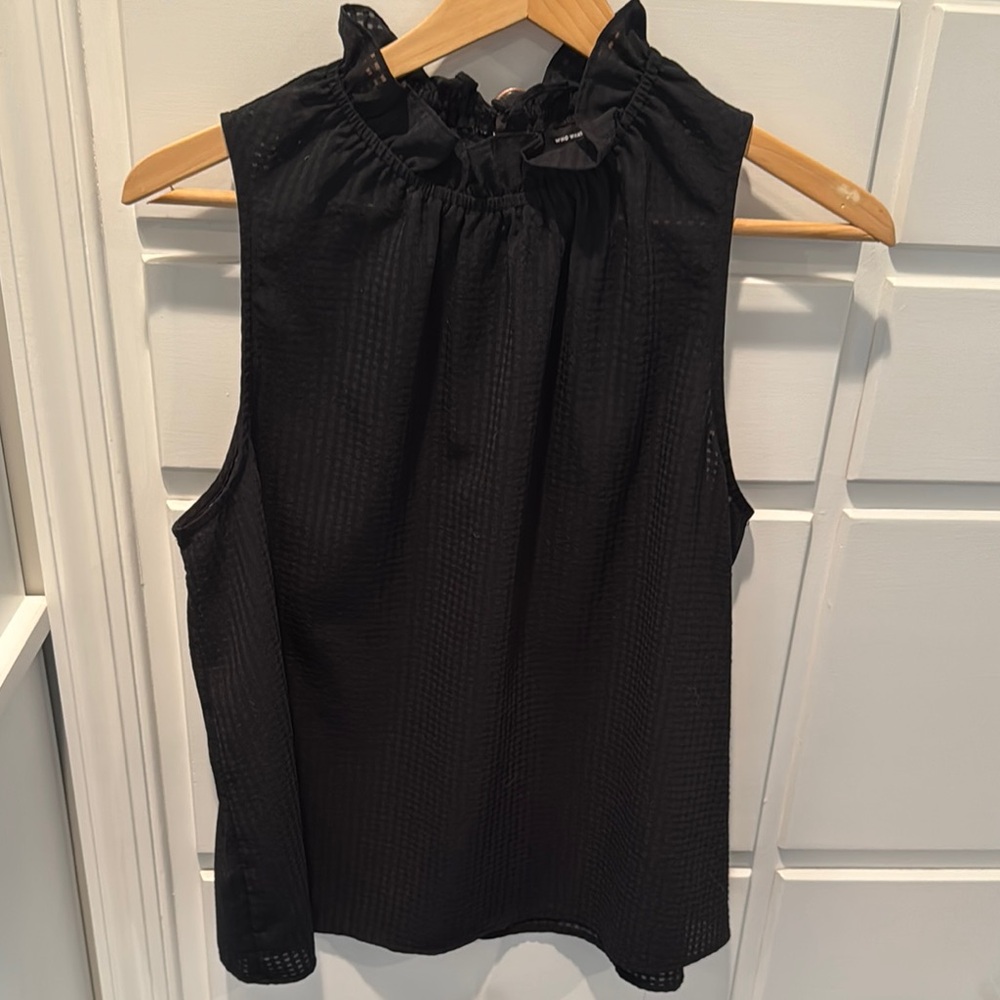 Who What Wear Black Sleeveless Ruffled Blouse